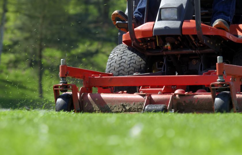 Lawn Mowing Services  (residential/commercial/industrial)